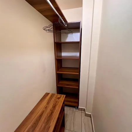 Apartment Downtown Living